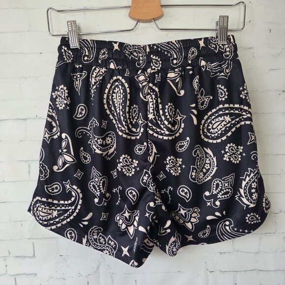 Kill Crew Muay Thai Shorts Mens Size S Black Paisley 4" Inch Inseam NEW Fighter - Picture 6 of 7